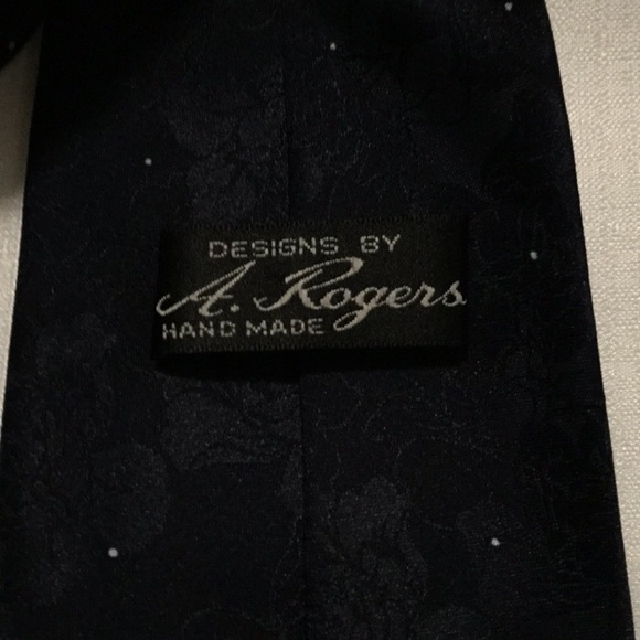 Vintage 1997 A.Rogers Aliens 2 Blue Necktie Tie - Picture 4 of 7